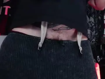 Chaturbate Live Sex Cam of silentmary