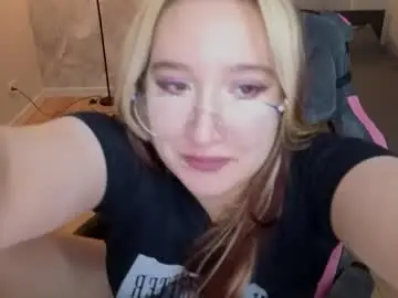 Chaturbate Best live sex cam show of lucy_uiio
