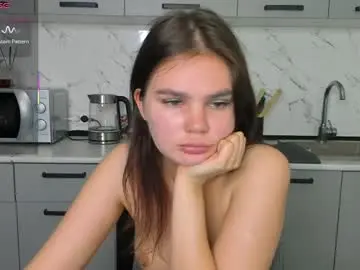 Chaturbate Watch Live Sex Cams of milly_brown_