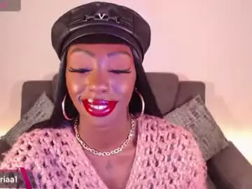 Chaturbate Watch Live Sex Cams of missemilie1