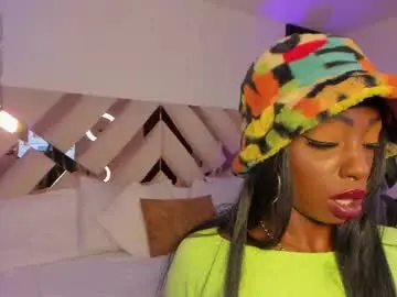 Chaturbate Live Sex Cam of missemilie1