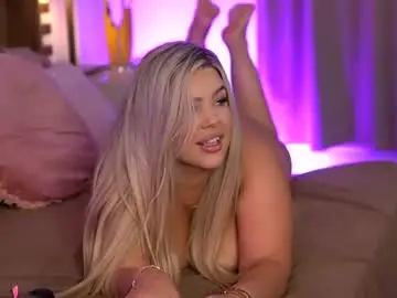 Chaturbate Nude Webcam of sophieboobsx