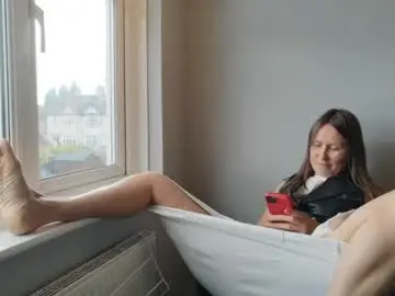 Chaturbate Live Porn of eatmypie69