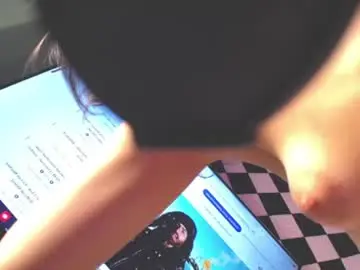 Chaturbate Live Porn of hera_069