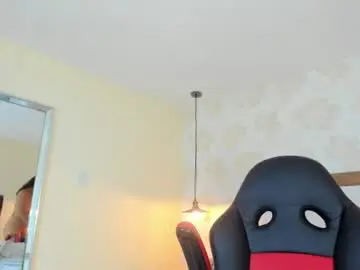 Chaturbate Live Sex Cam of irisclark1