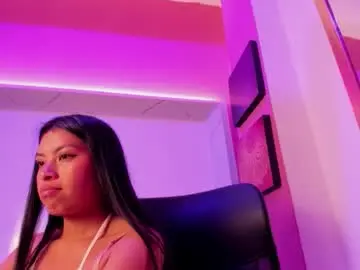 Chaturbate Nude Webcam of chloemartini_