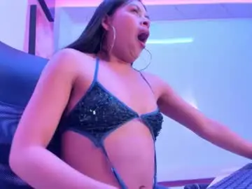 Chaturbate Sex Cam of chloemartini_