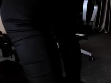 Chaturbate Live Sex Cam of superioralphacouple