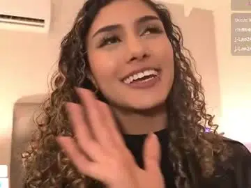 Chaturbate Sex Chat of daddysgirrl1_