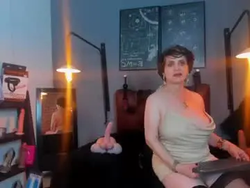Chaturbate Live Sex Cam of pamela_mature41