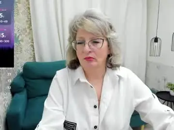 Chaturbate Best live sex cam show of evelynblissful