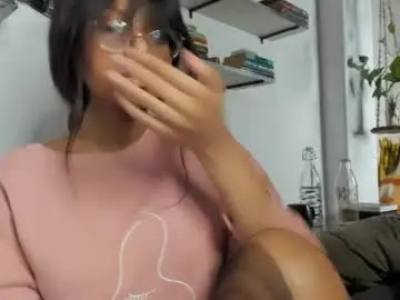 Chaturbate Watch Live Sex Cams of bellahproudly