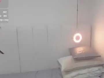 Chaturbate Watch Live Sex Cams of riri_candy