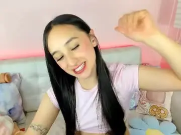 Chaturbate Live Sex Cam of tiny_cora