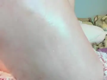 Chaturbate Live Sex Cam of eatmygingersnapps