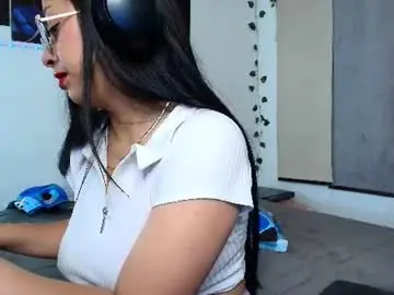 Chaturbate Adult Webcam of yesie_hot2