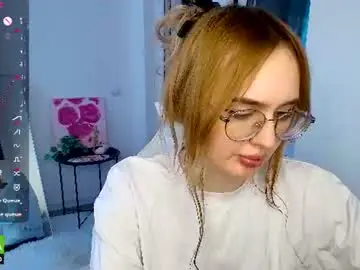 Chaturbate Adult Video Chat of arcticivy