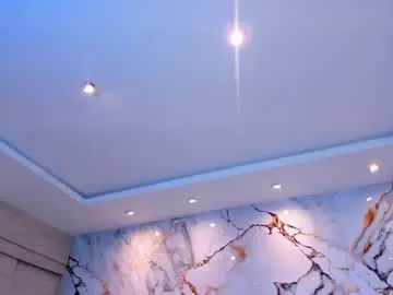 Chaturbate Sex Cam of kiana_cream