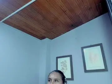 Chaturbate Sex Chat of roxanna_moore2