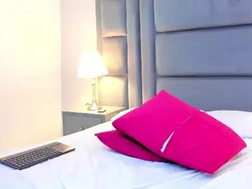 Chaturbate Best live sex cam show of kendaallturner