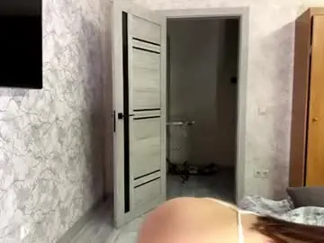 Chaturbate Adult Video Chat of yourselenas