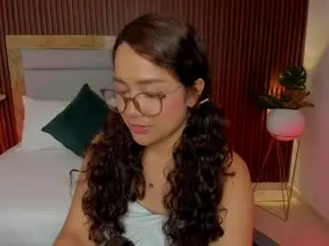 Chaturbate Free Live Porn of rossie_lanie_