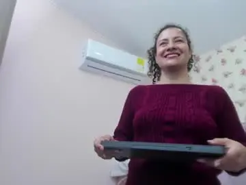 Chaturbate Watch Live Sex Cams of watson_crystal00