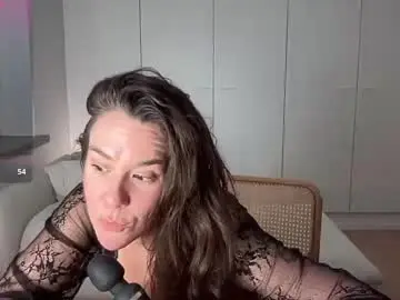 Chaturbate Watch Live Sex Cams of milkandhoneylullabies