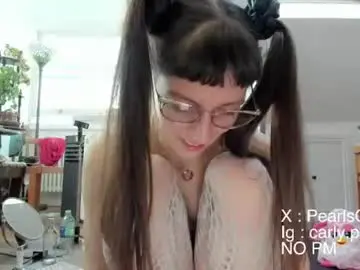 Chaturbate Free Porn Cam of carlypearls