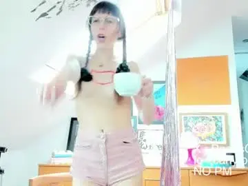 Chaturbate Best live sex cam show of carlypearls