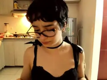 Chaturbate Free Live Porn of petitee_lunna