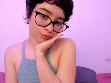 Chaturbate Sex Cam of petitee_lunna