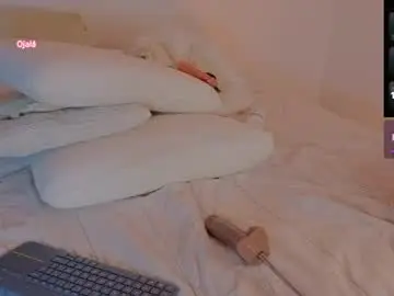 Chaturbate Live Sex Cam of alicebenette
