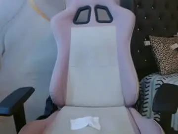 Chaturbate Adult Webcams of naomis_36