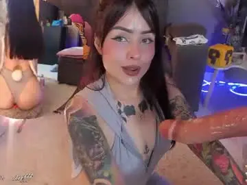 Chaturbate Live Sex Cam of pam_duff