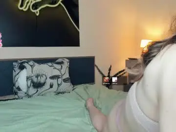 Chaturbate Watch Live Sex Cams of angel_to_burn