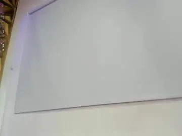 Chaturbate Watch Live Sex Cams of holly_nicole18