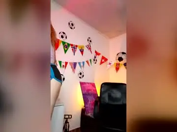 Chaturbate Live Porn of alaska_colors