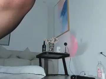 Chaturbate Live Porn of assuri_love