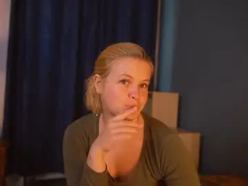 Chaturbate Live Sex Cam of valeri______