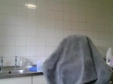 Chaturbate Watch Live Sex Cams of mistressmilly32