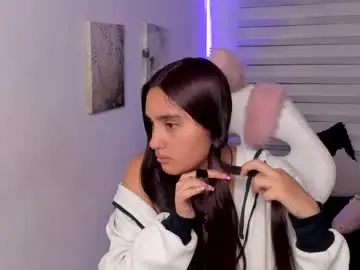 Chaturbate Nude Webcam of caroline_rodriguez_9