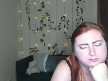 Chaturbate Live Sex of alicia_side_red