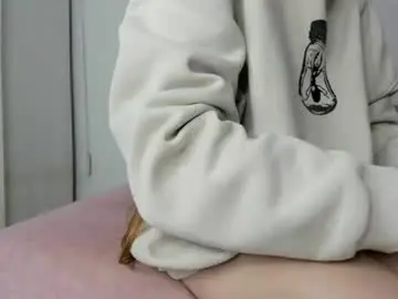 Chaturbate Live Sex Cam of evelin_gh1