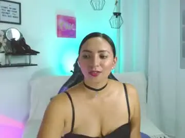 Chaturbate Free Live Porn of emmi_cam