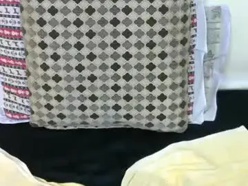 Chaturbate Live Sex Cam of sexyfineass23