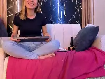 Chaturbate Adult Video Chat of starlight_mature11_aws