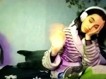Chaturbate Free Porn Cam of elinorashfield