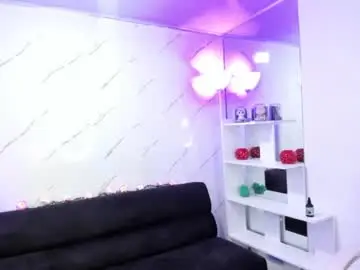 Chaturbate Live Sex of maramartinez_