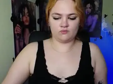 Chaturbate Live Sex Cam of redhotqueen1